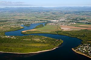 Flying Fish Point, Coquette Point with Innisfail in the background